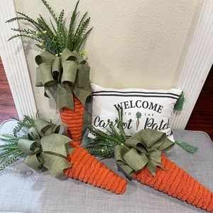 2 Handmade carrot Easter decor